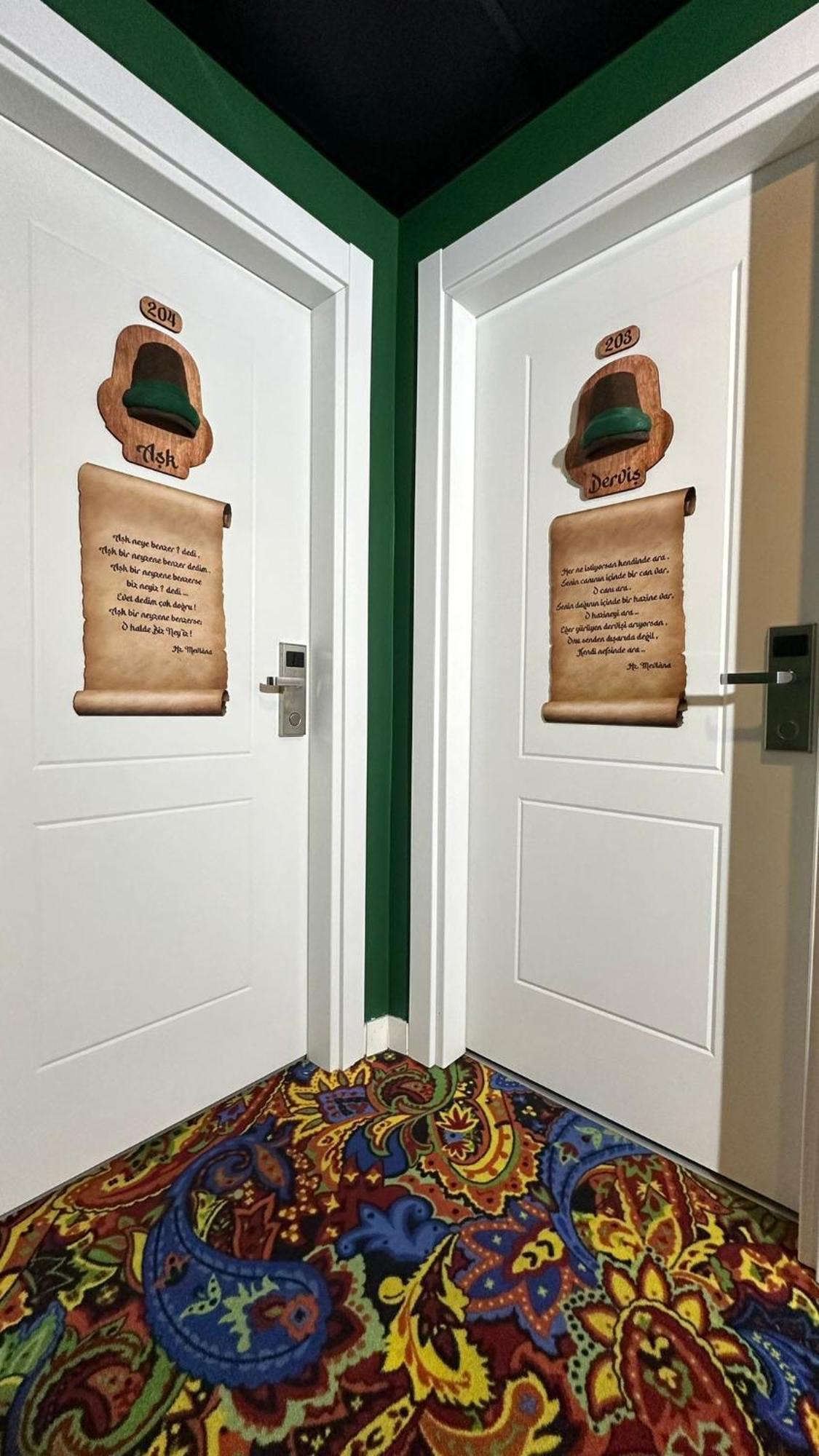 Think Hotel Коня Екстериор снимка