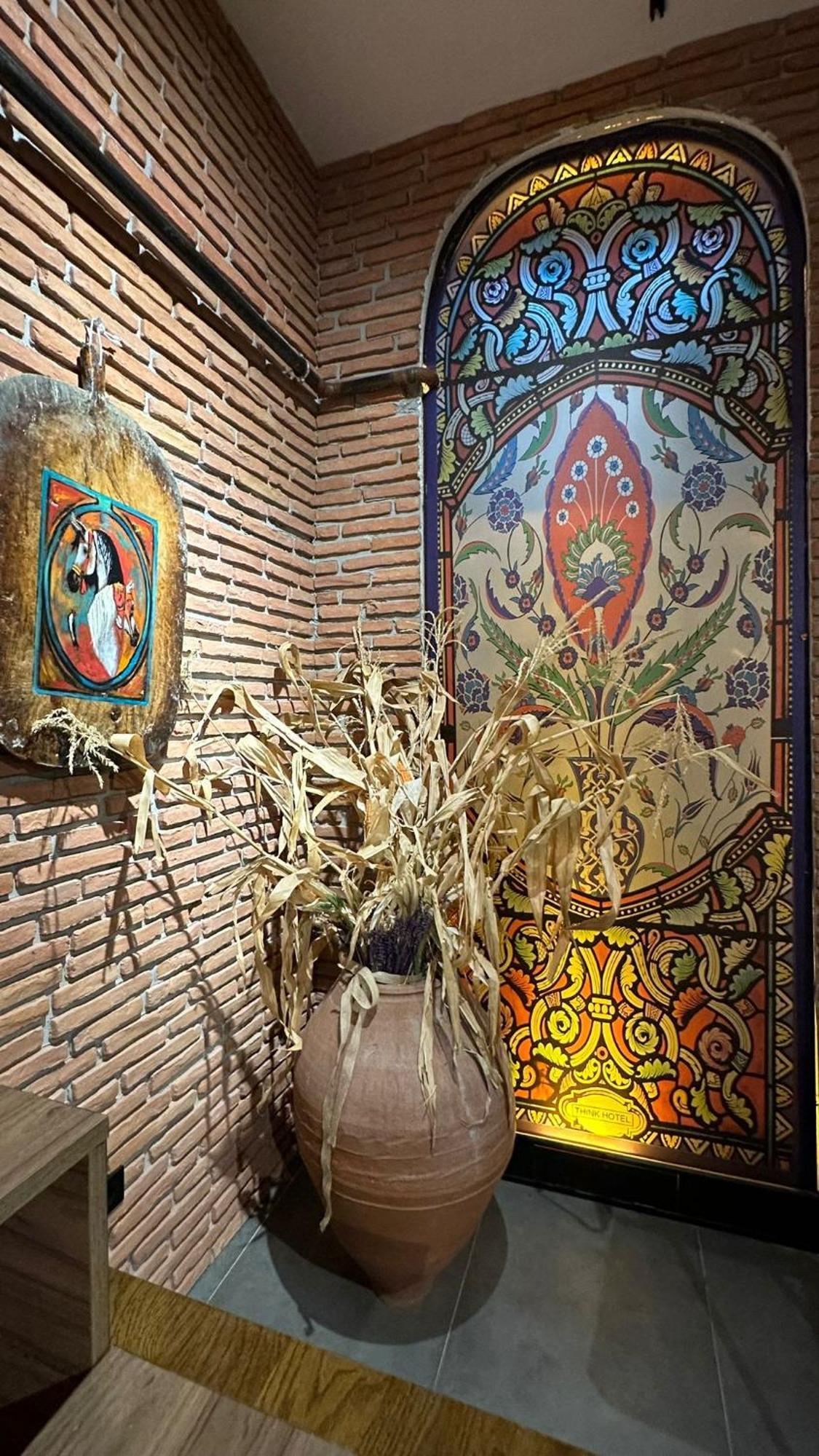 Think Hotel Коня Екстериор снимка