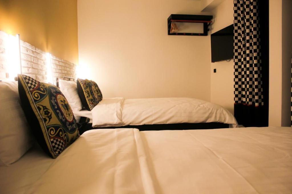 Think Hotel Коня Екстериор снимка