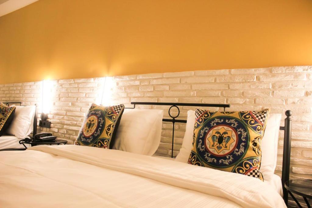 Think Hotel Коня Екстериор снимка